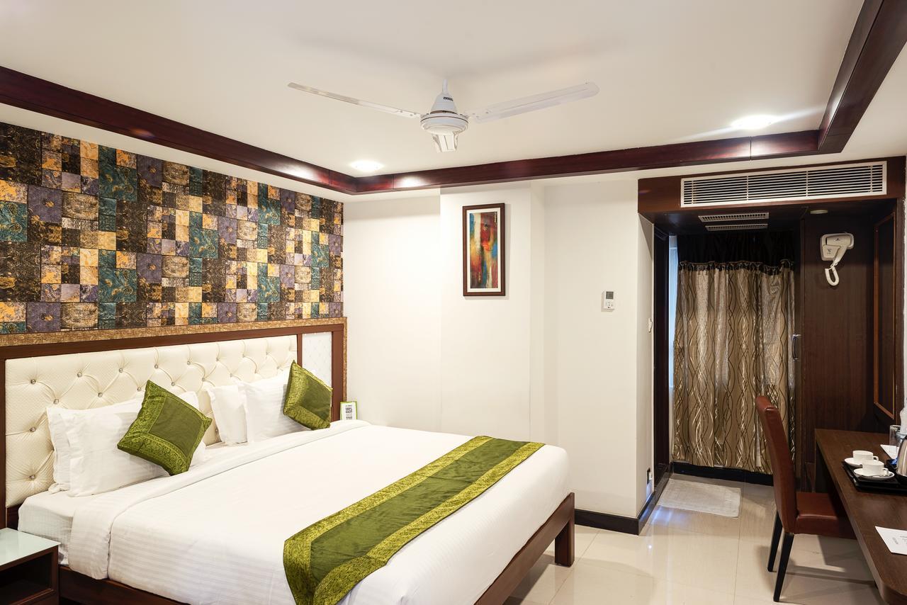 Hotel Treebo Empire à Vijayawāda Extérieur photo