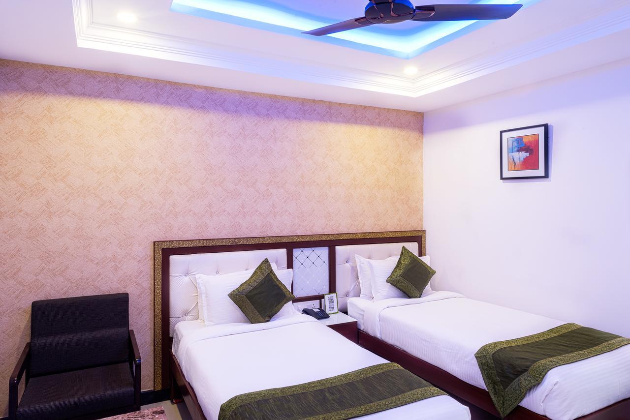 Hotel Treebo Empire à Vijayawāda Extérieur photo