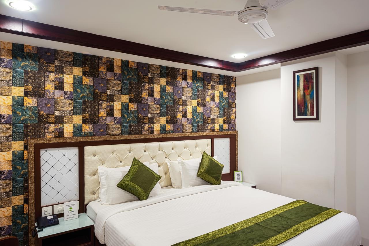 Hotel Treebo Empire à Vijayawāda Extérieur photo